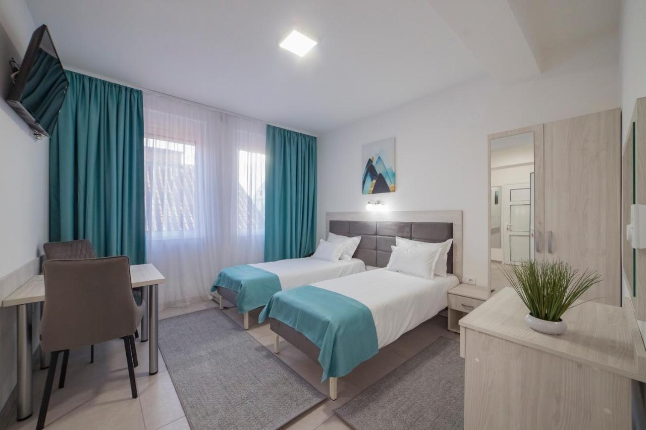 As Apartmani Пірот Екстер'єр фото